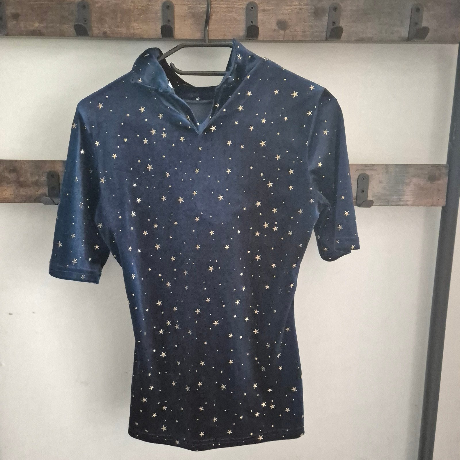 Loavies fluwelen top met sterrenprint, Blauw, Ophalen of Verzenden, Korte mouw, Maat 36 (S)