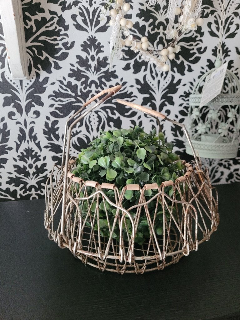 Vintage metalen eiermandje, uienmandje voorraadmandje, Heikant 21 Kaatsheuvel, Overige typen, Belle Vieille Brocante, Ophalen of Verzenden