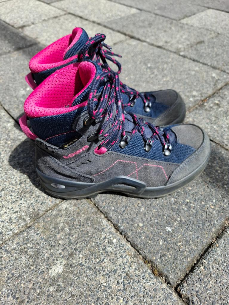 Lowa wandelschoenen - Maat 31, Ophalen of Verzenden, Gebruikt, Jongen of Meisje, Schoenen
