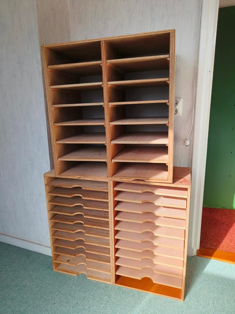 Houten vakjeskast voor documenten, mappen of tijdschriften, Huis en Inrichting, Ophalen