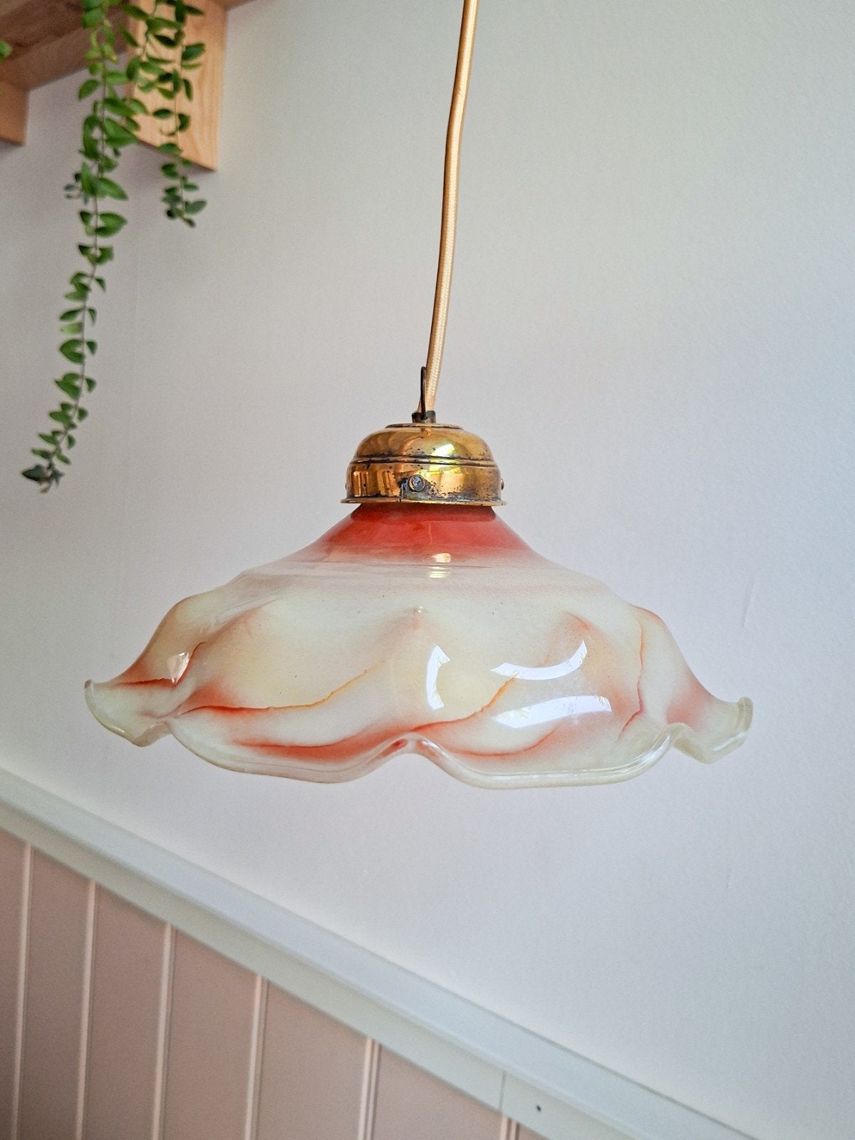 Vintage glazen hanglamp met rood-oranje marmer effect, Ophalen of Verzenden