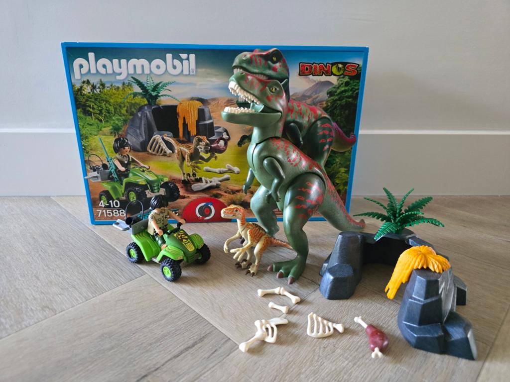 Playmobil 71588 Dinos T-Rex Aanval Speelset, Ophalen, Zo goed als nieuw, Complete set