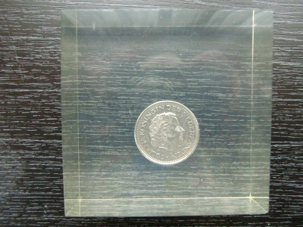 Perspex met gulden, kan als bureau staander of op schoorste, Verzamelen, Ophalen of Verzenden, Huis en Inrichting