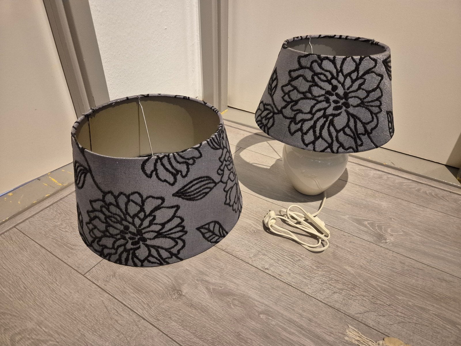 Tafellamp met extra kap groot - Wit/Grijs, Gebruikt, Textiel, Met kap, Wit