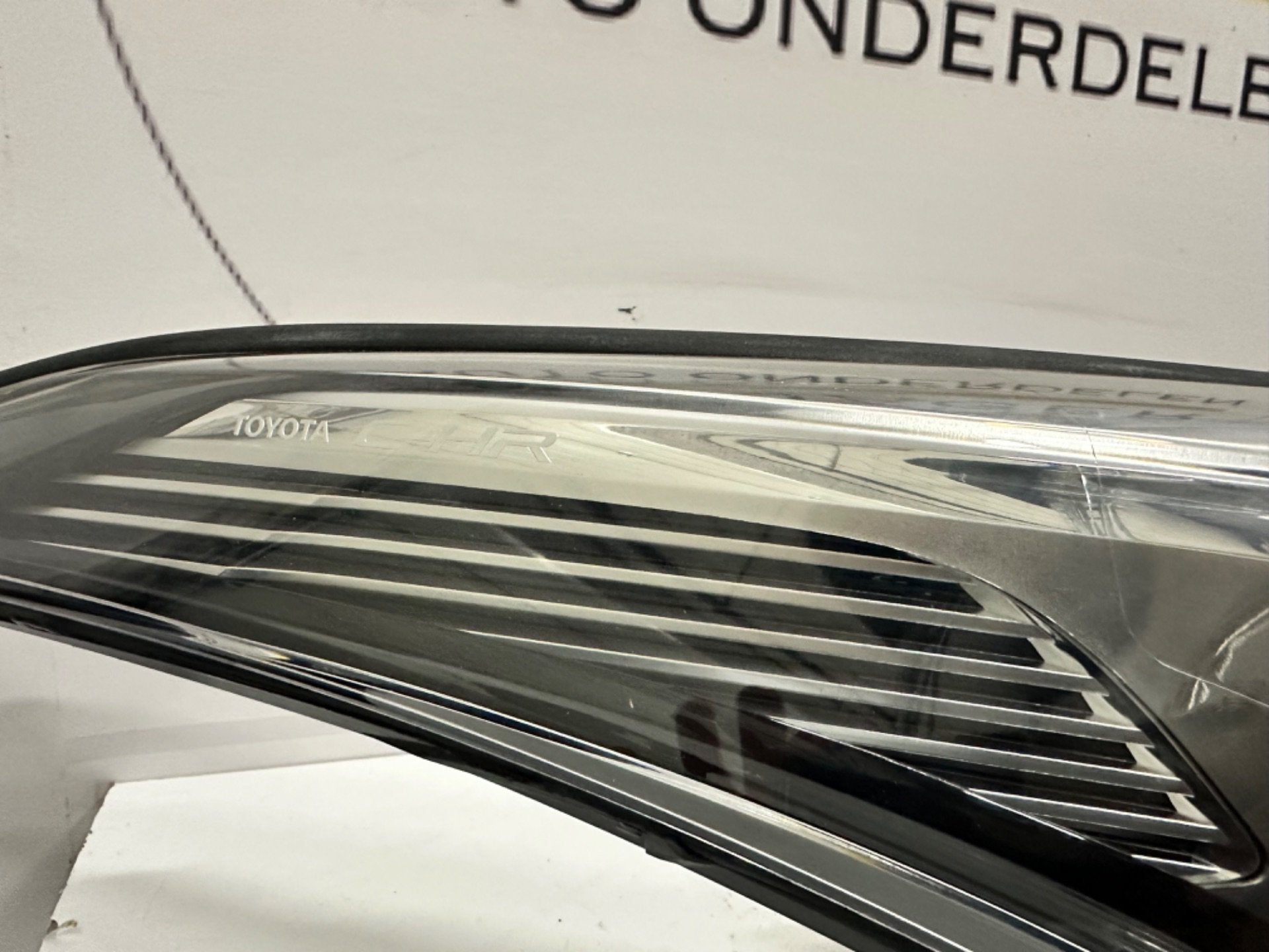 TOYOTA C-HR CHR FULL LED KOPLAMP RECHTS 81110-F4070-00, Info@toyota.co.jp, Gebruikt, Toyota Motor Corporation, Toyota