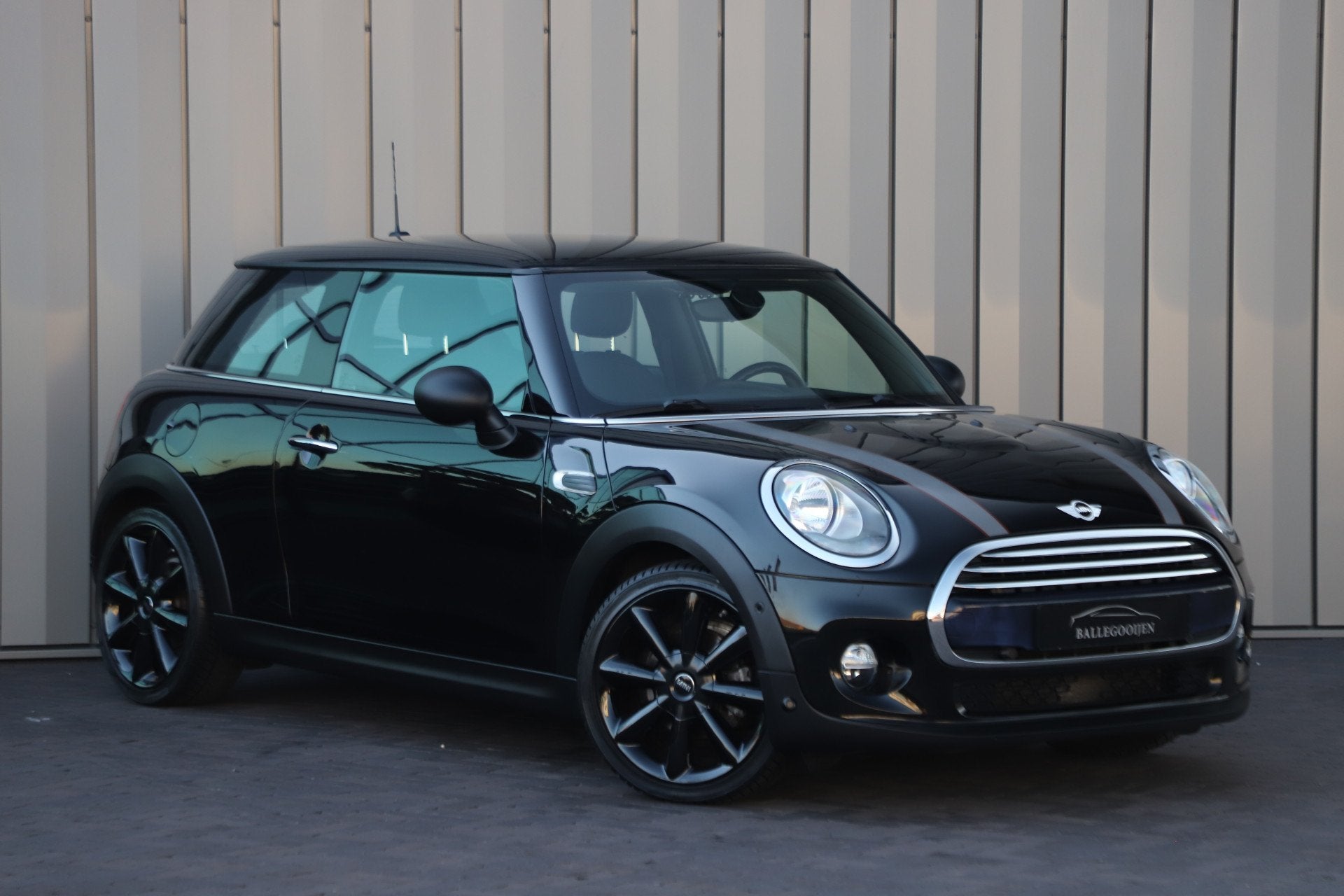MINI Mini 1.2 One Chili Business | 102PK | Automaat | Stoelv, Auto's, Stof, Gebruikt, 4 stoelen, 1198 cc