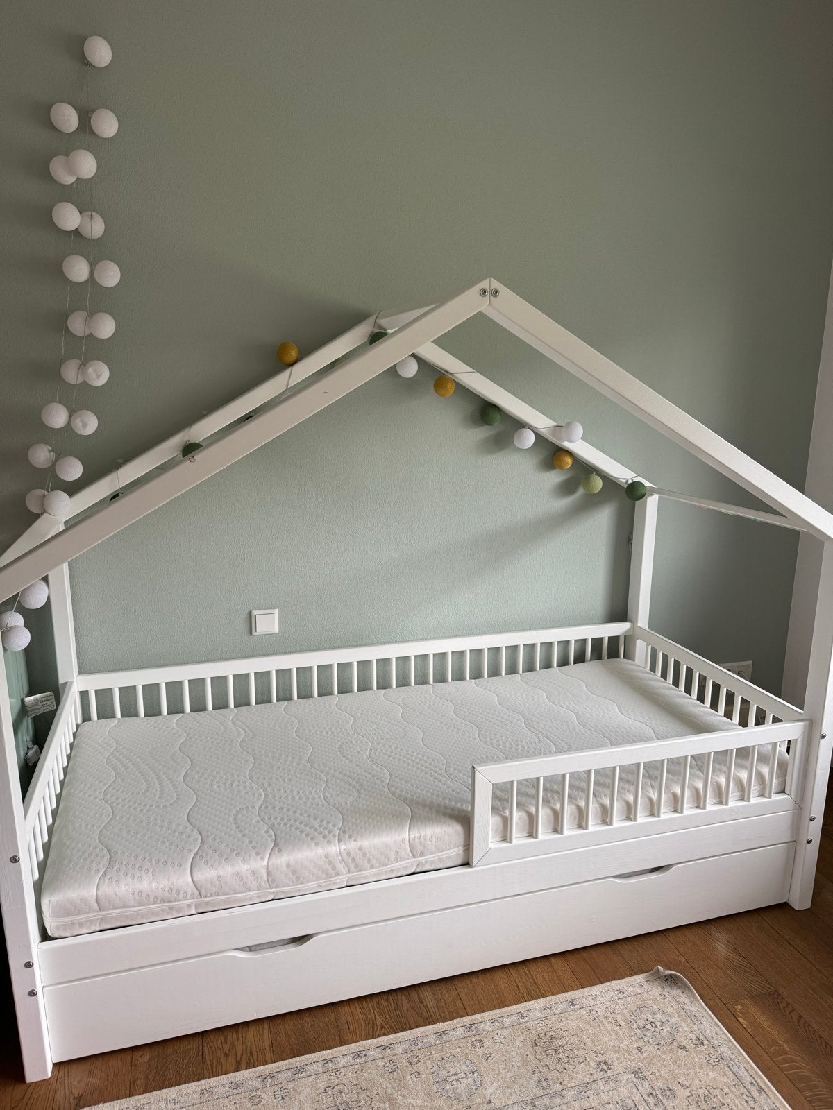 Huisbed Petit Puk CATO met uitschuifbaar bed, Ophalen, Zo goed als nieuw, 180 cm of meer, 85 tot 100 cm