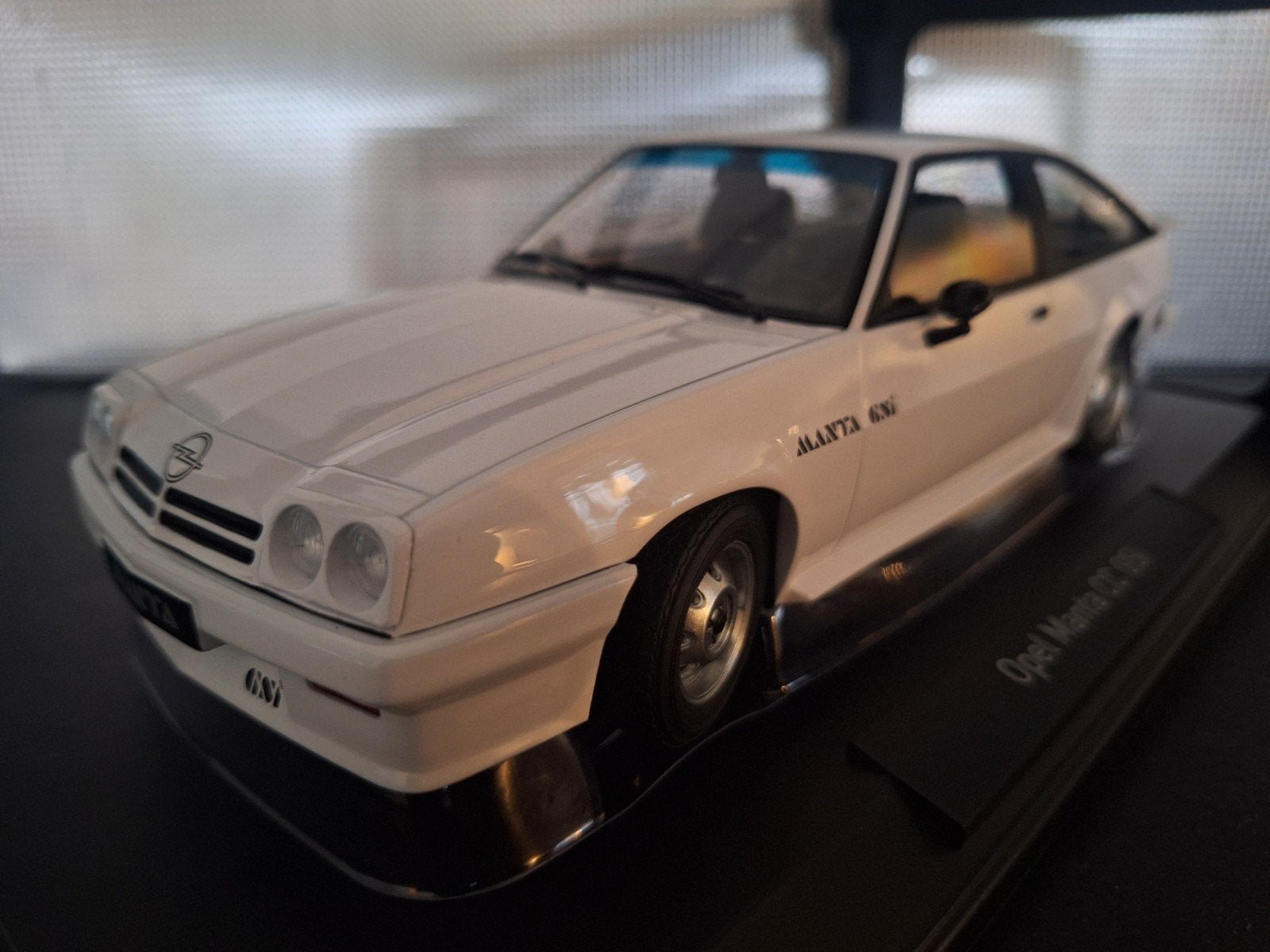 Opel Manta CC GSi 1982 Schaal 1:18, Auto, Norev, Ophalen of Verzenden, Norev