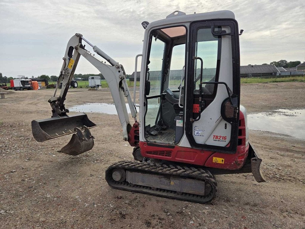 2015 Takeuchi TB 216 Minigraafmachine, Zakelijke goederen, Machines en Bouw | Kranen en Graafmachines, Graafmachine