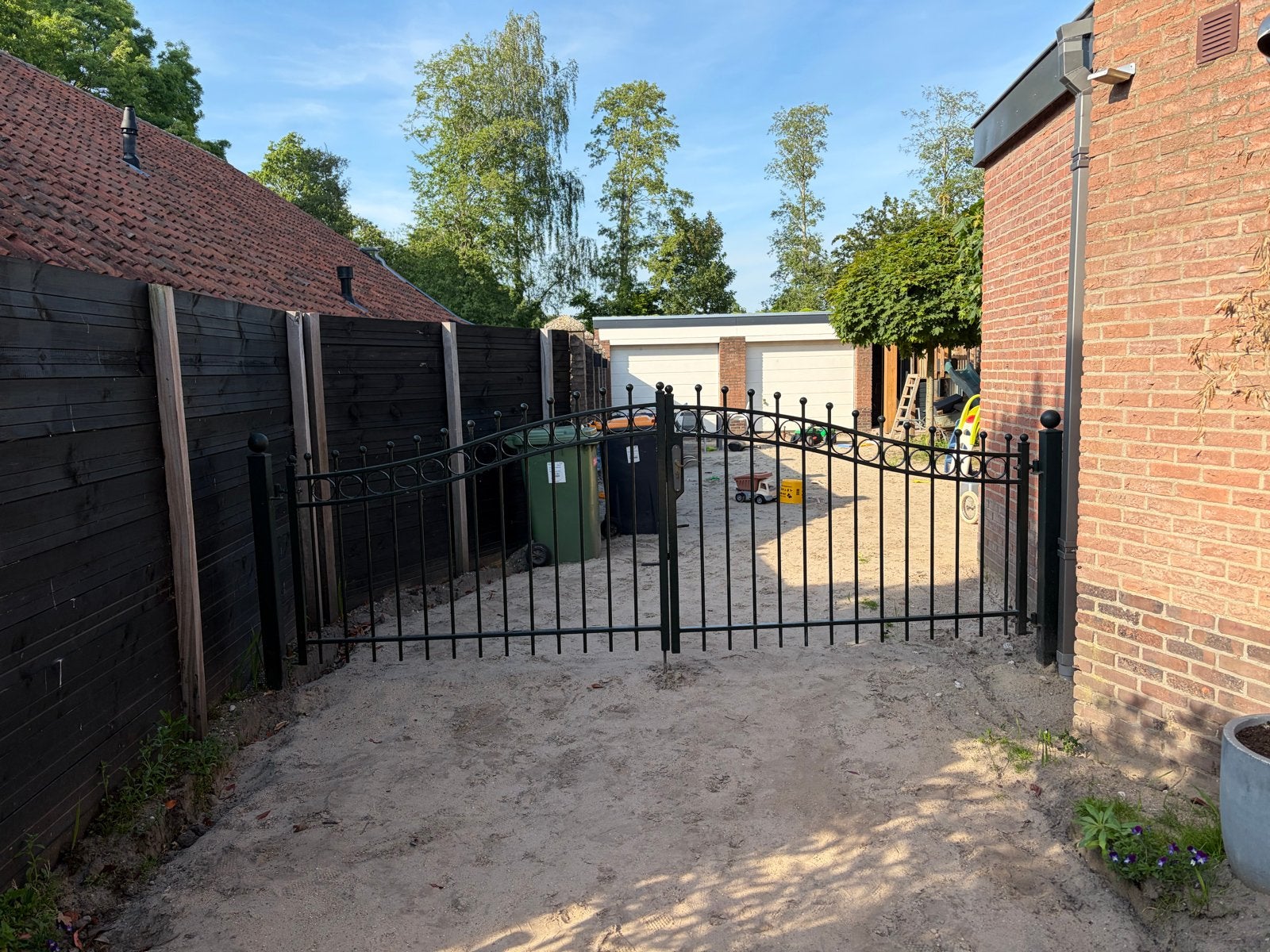 Dubbele inrijpoort, Stalen sier hekwerk, Tuin en Terras, Tuinhekken en Hekwerk, Ophalen, Met poort, Gebruikt, Sierhekwerk