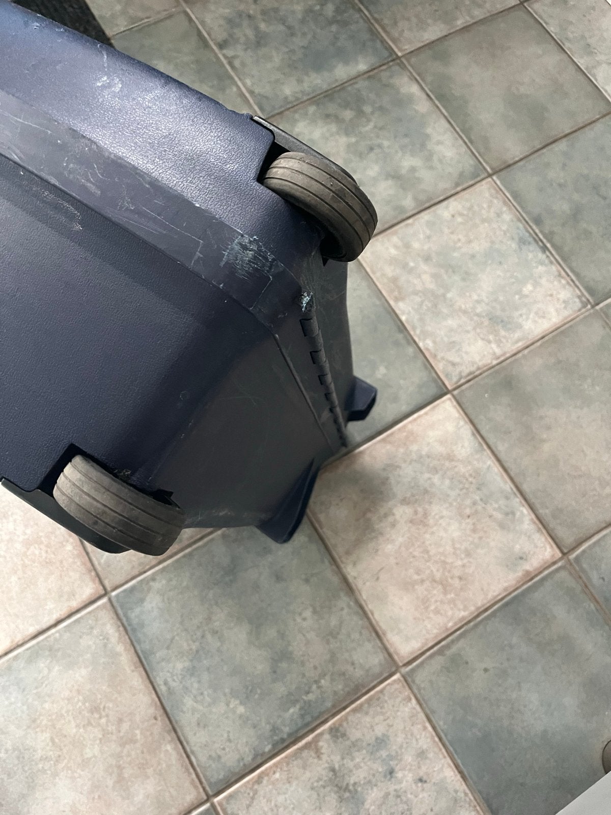 Delsey Koffer 65x55x24 cm met wieltjes, Gebruikt, 20 tot 30 cm, Blauw, 60 tot 80 cm