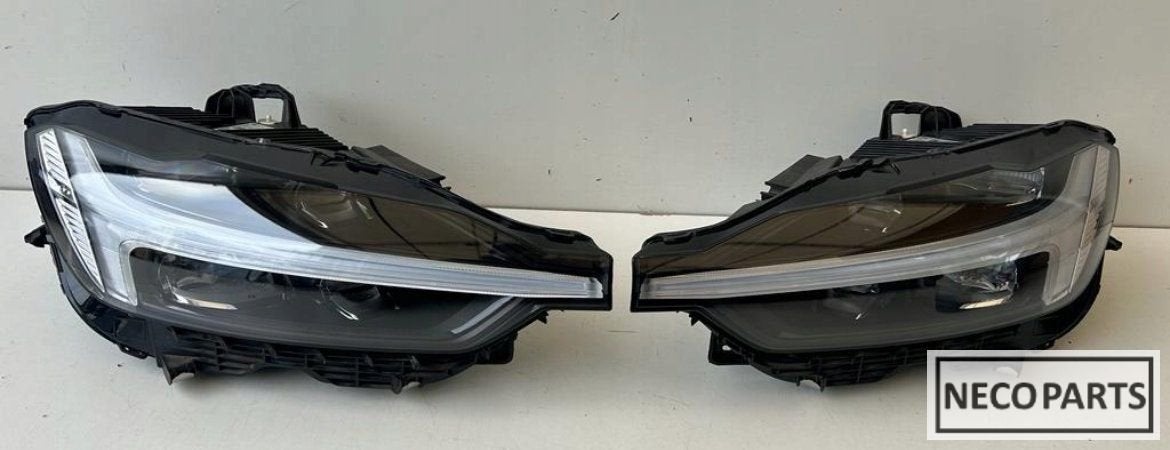 VOLVO XC60 XC-60 2 FACELIFT KOPLAMP ORIGINEEL ALLESLEVERBAAR, Gebruikt, -, -, Ophalen of Verzenden