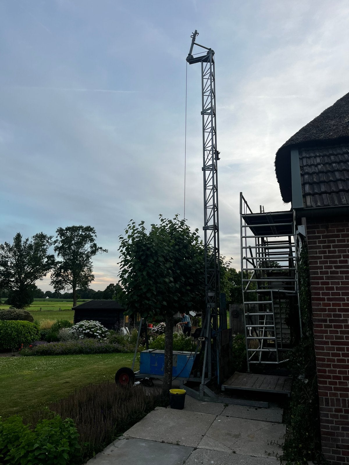 HEK bouwlift 8m, Ophalen, Gebruikt, Bouwlift