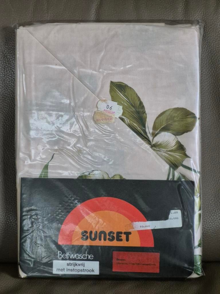 Vintage sunset dekbedhoes in verpakking, Huis en Inrichting, Slaapkamer | Beddengoed, Ophalen of Verzenden, Nieuw, Eenpersoons