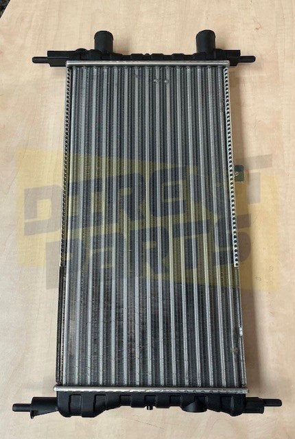 Opel Kadett (1984-1991) radiator Origineel! OL2068 Oldtimer