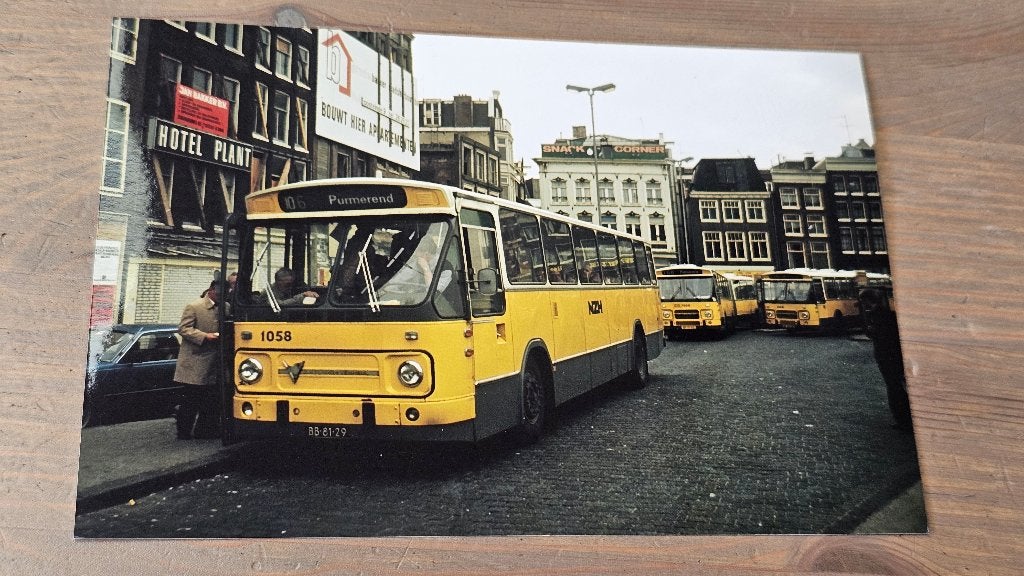 Foto BUS NZH Haarlem 1058, Verzamelen, Verzenden, Gebruikt, Bus of Metro, Overige typen
