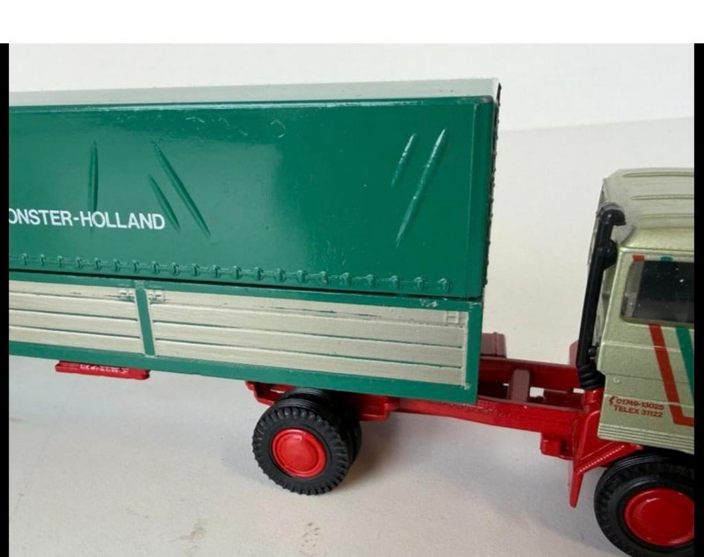 Modelvrachtwagen De Wilde Transporten, Hobby en Vrije tijd, Modelbouw | Auto's en Voertuigen, Overige merken, 1:32 tot 1:50, Ophalen of Verzenden