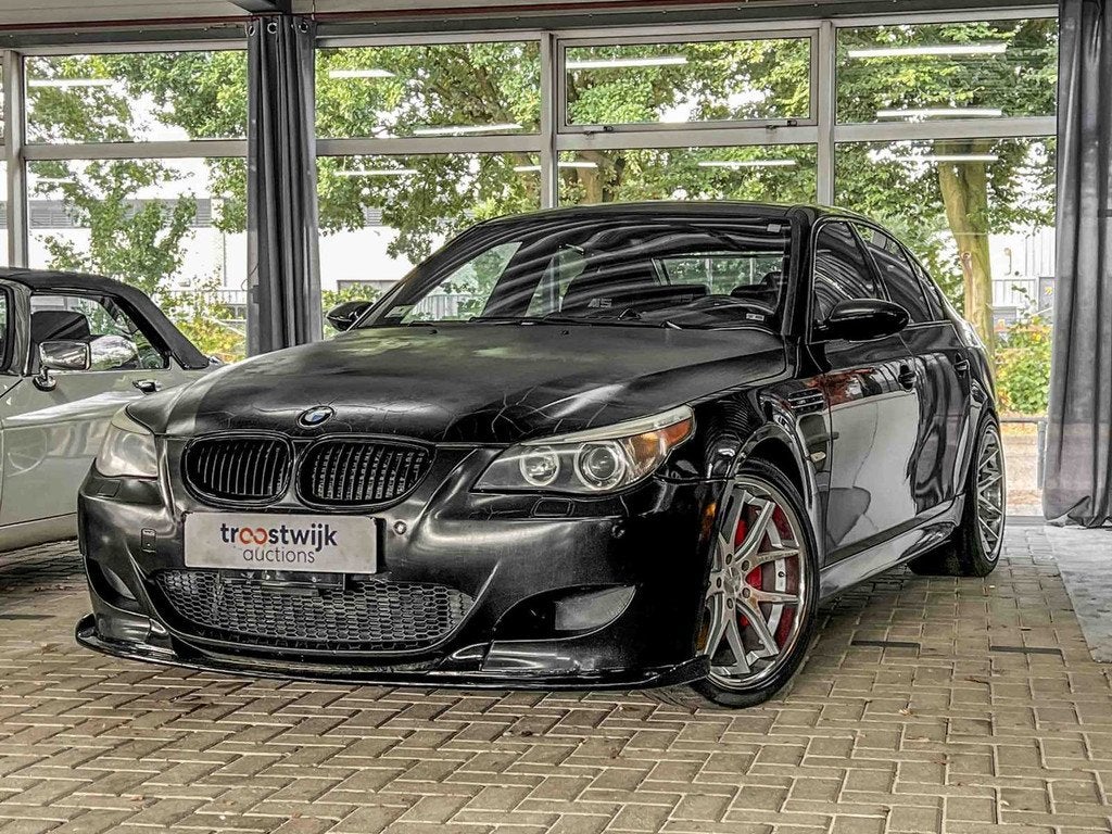 BMW M5 5.0 V10 500pk 2007 5-serie Youngtimer, Auto's, BMW, Automaat, Gebruikt, Bedrijf, Sedan