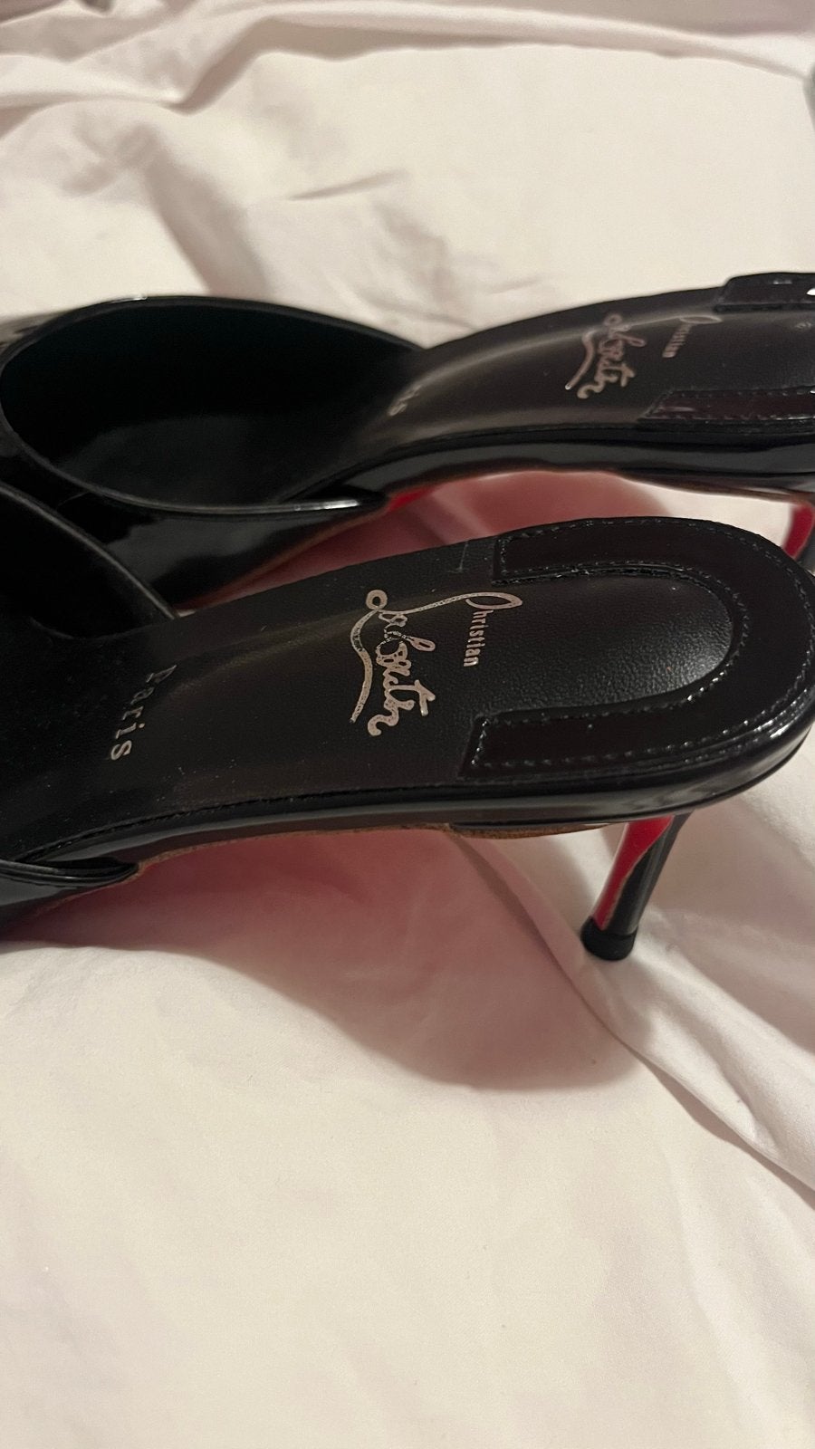 Christian Louboutin Muiltjes Zwart Lakleer Maat 38, Kleding | Dames, Ophalen of Verzenden, Zo goed als nieuw, Zwart, Sandalen of Muiltjes