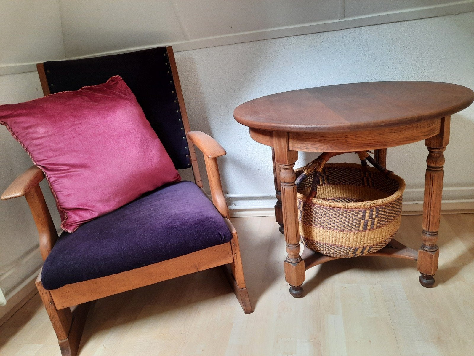 Tafeltje, rond, webbing, hout, Antiek en Kunst, Ophalen