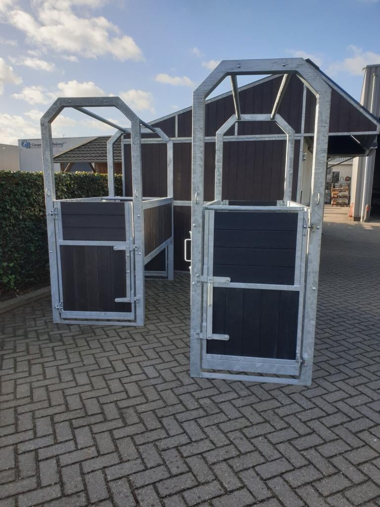 OPVOELBOX/ PAARDEBOXEN/ STALDEUREN/ HOOIRUIVEN/BUITENSTALLEN, Ophalen of Verzenden, Nieuw, Overige soorten