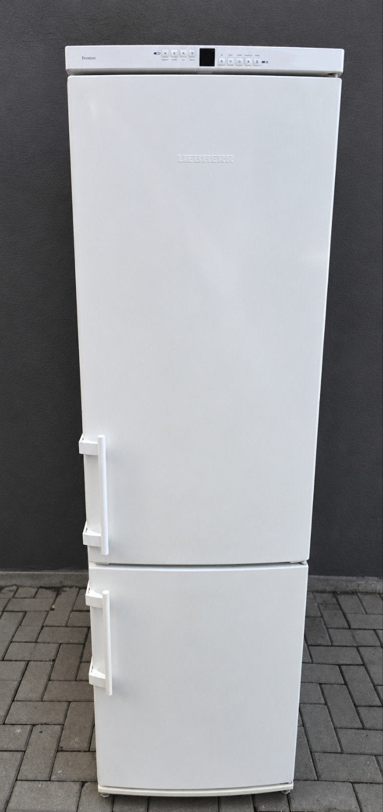 Liebherr vrijstaande koelvriescombinatie A++ No Frost System, Ophalen, 200 liter of meer, 60 cm of meer, Met aparte vriezer
