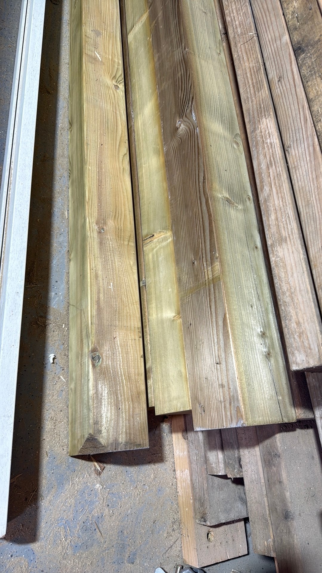 4 gewolmaniseerde balken pergola. Overkapping, Tuin en Terras, Palen, Balken en Planken, Ophalen of Verzenden, Zo goed als nieuw