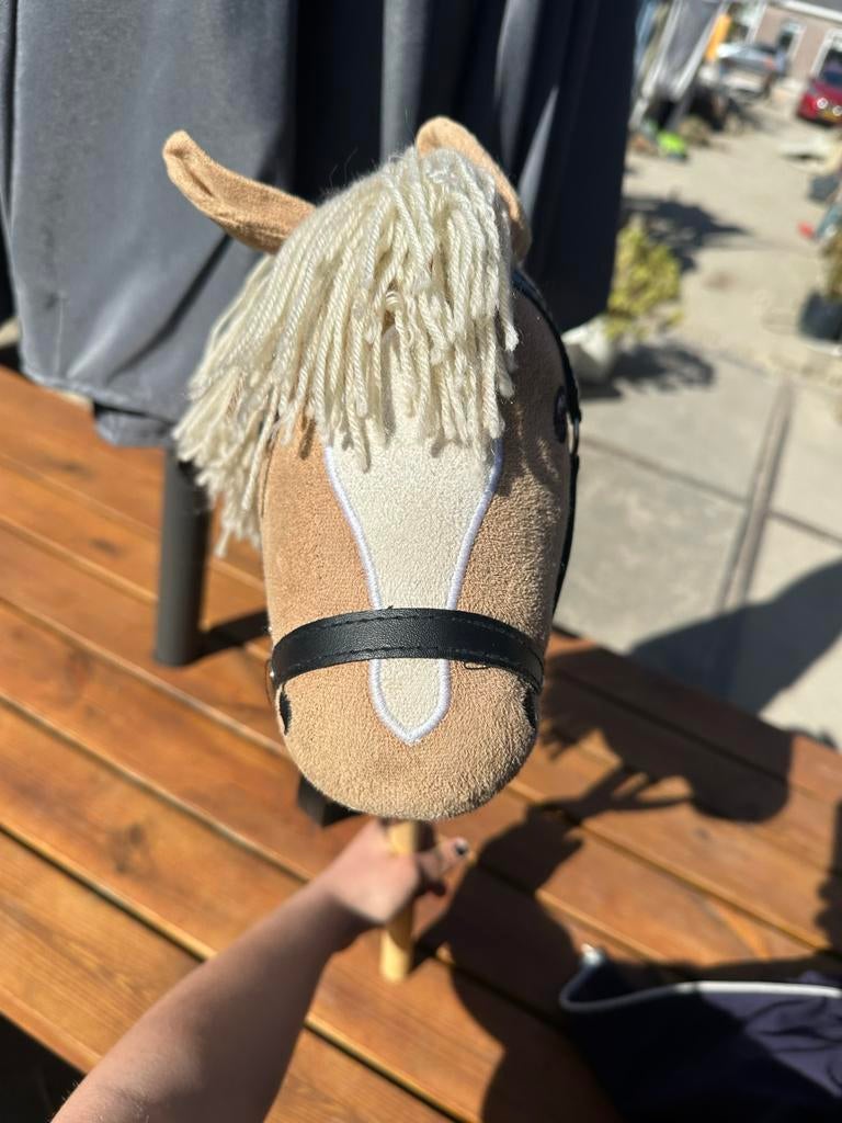 Hobbyhorse + hoofdstel met bit, Ophalen of Verzenden, Zo goed als nieuw