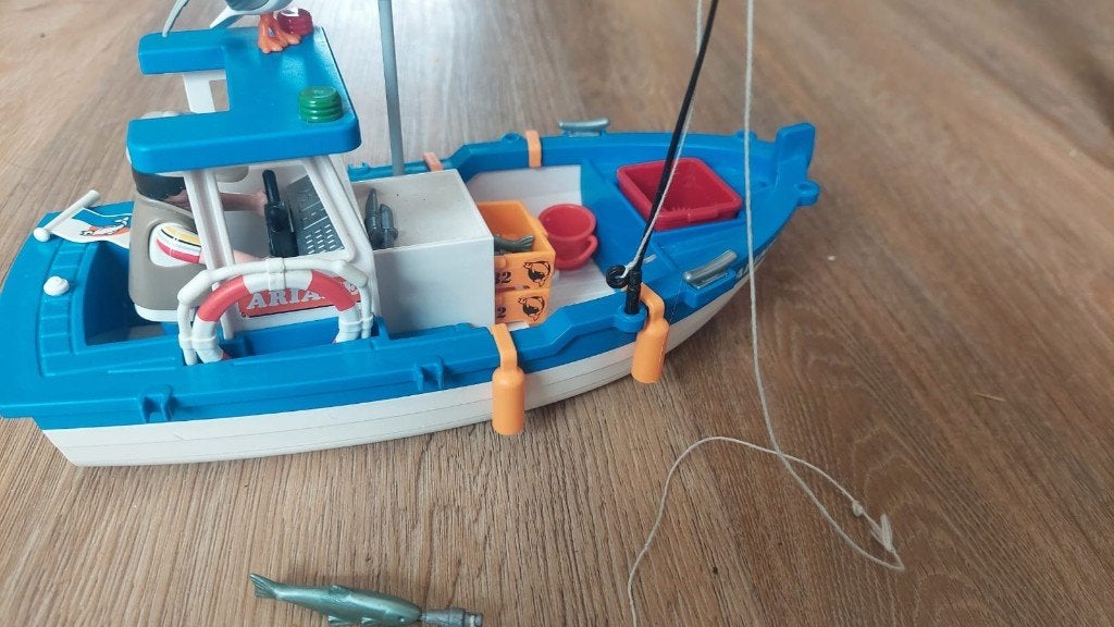 Playmobil Vissersboot - Compleet met gebruikerssporen, Gebruikt, Complete set, Ophalen of Verzenden, Boot/Schip