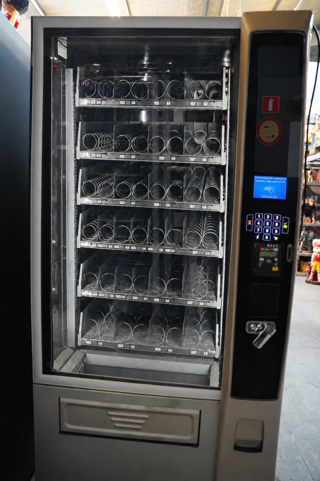 Moderne Snackautomaat, Verzamelen, Ophalen of Verzenden, Gebruikt
