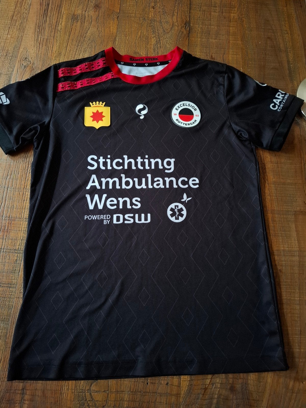 Excelsior Rotterdam Voetbalshirt Junior L - Zwart, Verzamelen, Sportartikelen en Voetbal, Ophalen of Verzenden, Zo goed als nieuw