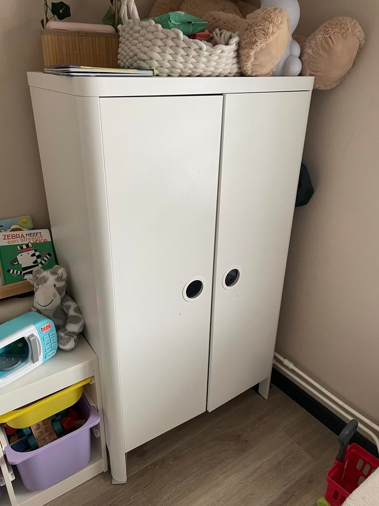 IKEA Busunge kinder kledingkast peuter kast, Kast, 105 cm of meer, Ophalen of Verzenden, Zo goed als nieuw