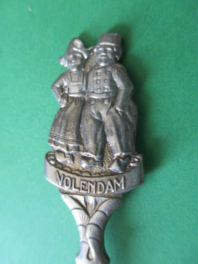 Lepeltje Volendam, Verzenden, Zo goed als nieuw