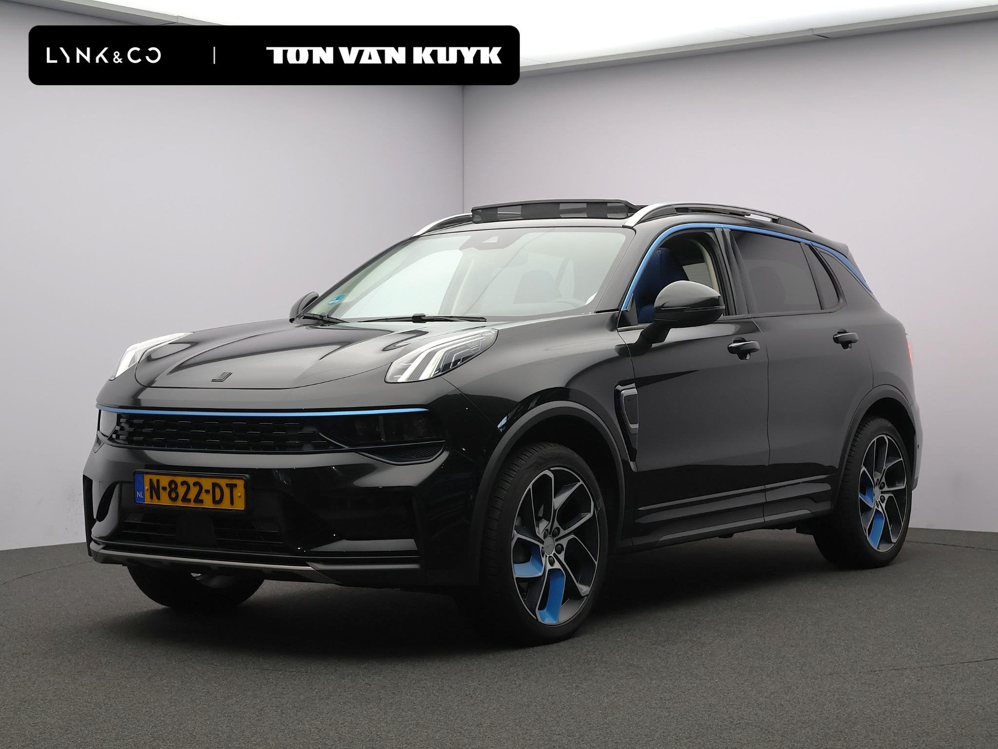Lynk & Co 01 1.5 Trekhaak | Camera | Schuifdak!, Lynk & Co, Zwart, Hybride Elektrisch/Benzine, SUV of Terreinwagen