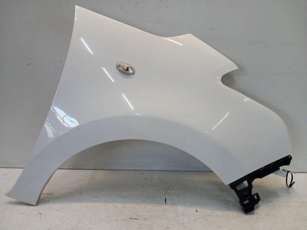 Spatbord rechts voor Citroën C3, Onderdelen@venauto.nl, Van der Ven Autorecycling B.V., Gebruikt, Ettenseweg 76, 4706 PB Roosendaal, The Netherlands