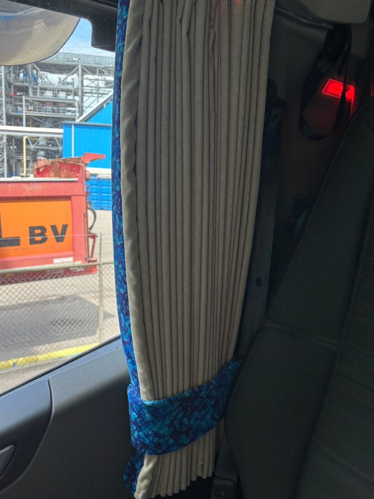 Zijgordijnen beige met blauw pluche, Ophalen of Verzenden, Volvo, Interieur en Bekleding