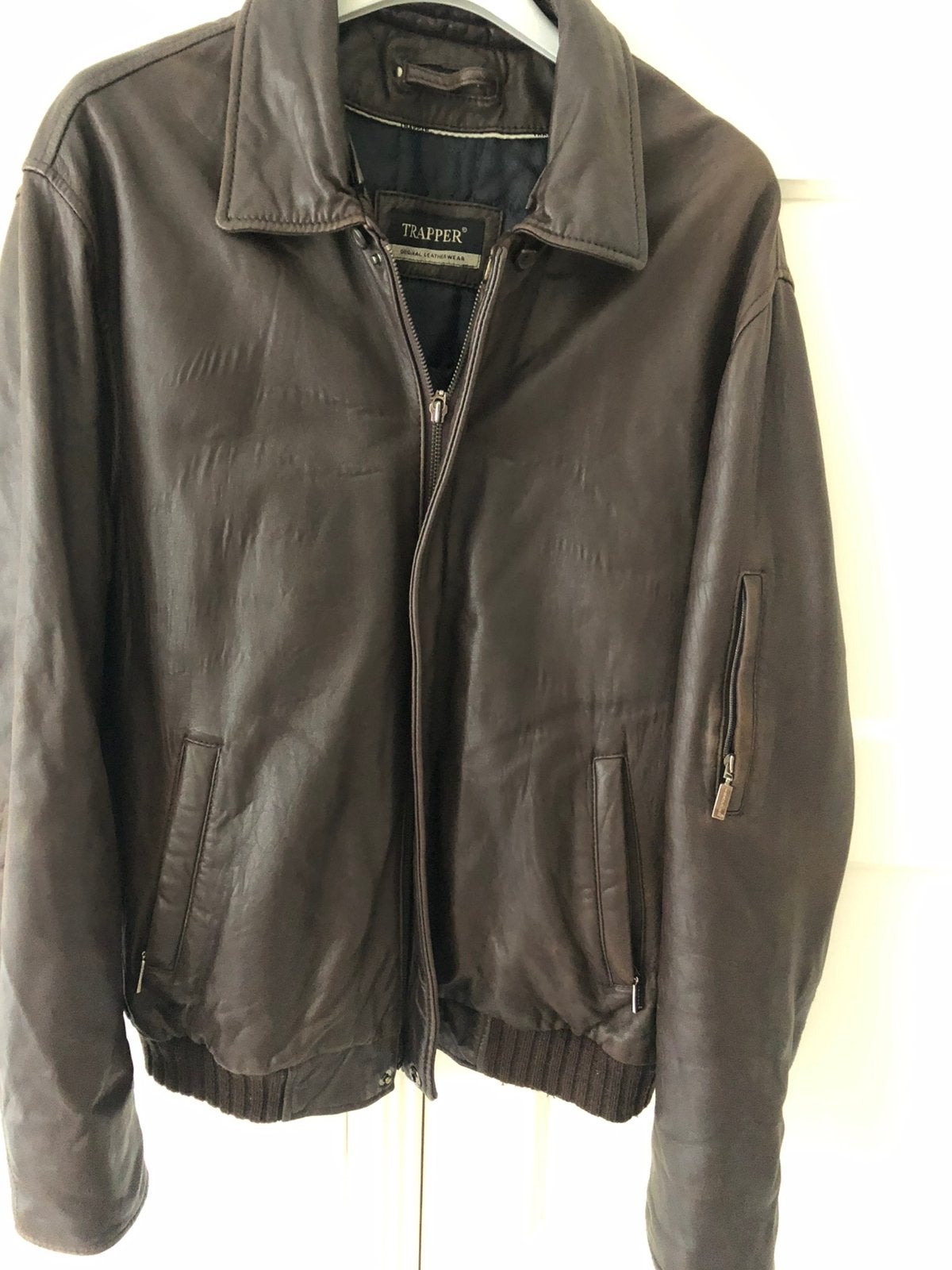 Te koop: leren jas, Trapper, bruin, maat L, Kleding | Heren, Ophalen of Verzenden, Zo goed als nieuw, Maat 52/54 (L), Bruin
