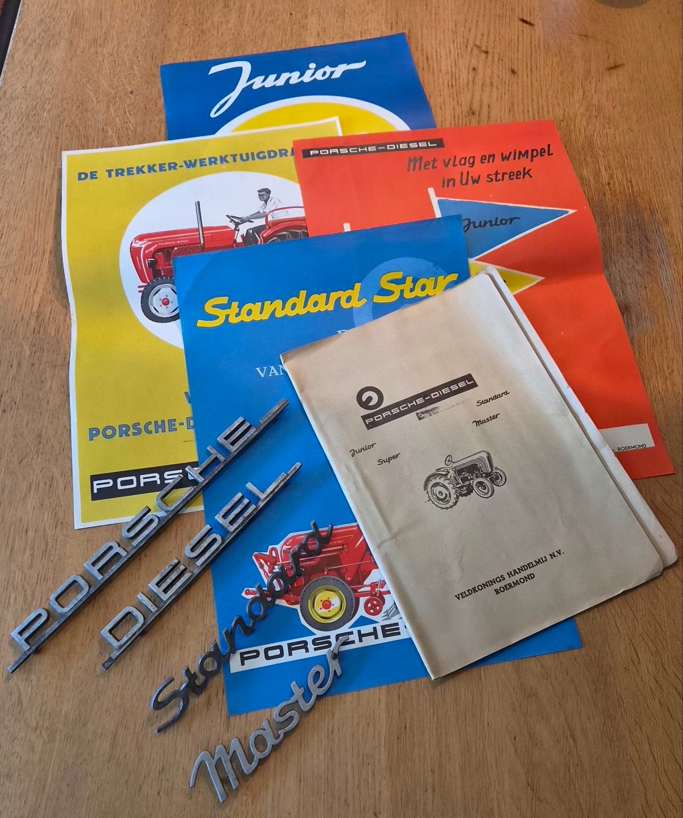 Porsche-Diesel Veldkonings set + originele emblemen, Gebruikt, Overige typen, Ophalen of Verzenden, Porcheplatz 5 Stuttgart