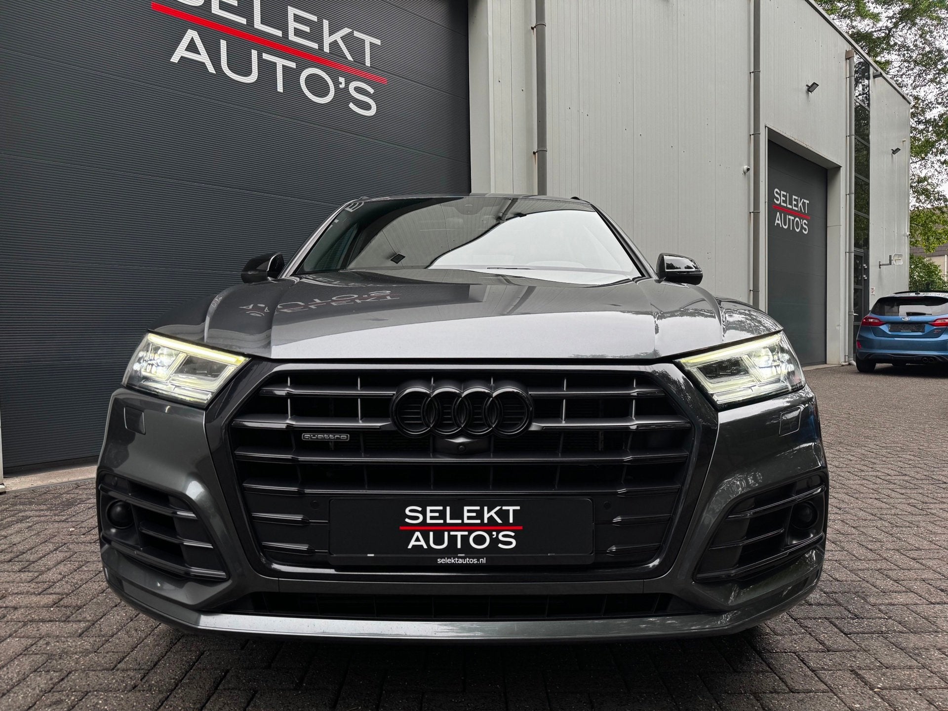 Audi Q5 55 TFSI e Quattro Competition S-Line 368 Pk BTW Pano, Auto's, Automaat, Dealer onderhouden, 4 cilinders, Automatische klimaatregeling