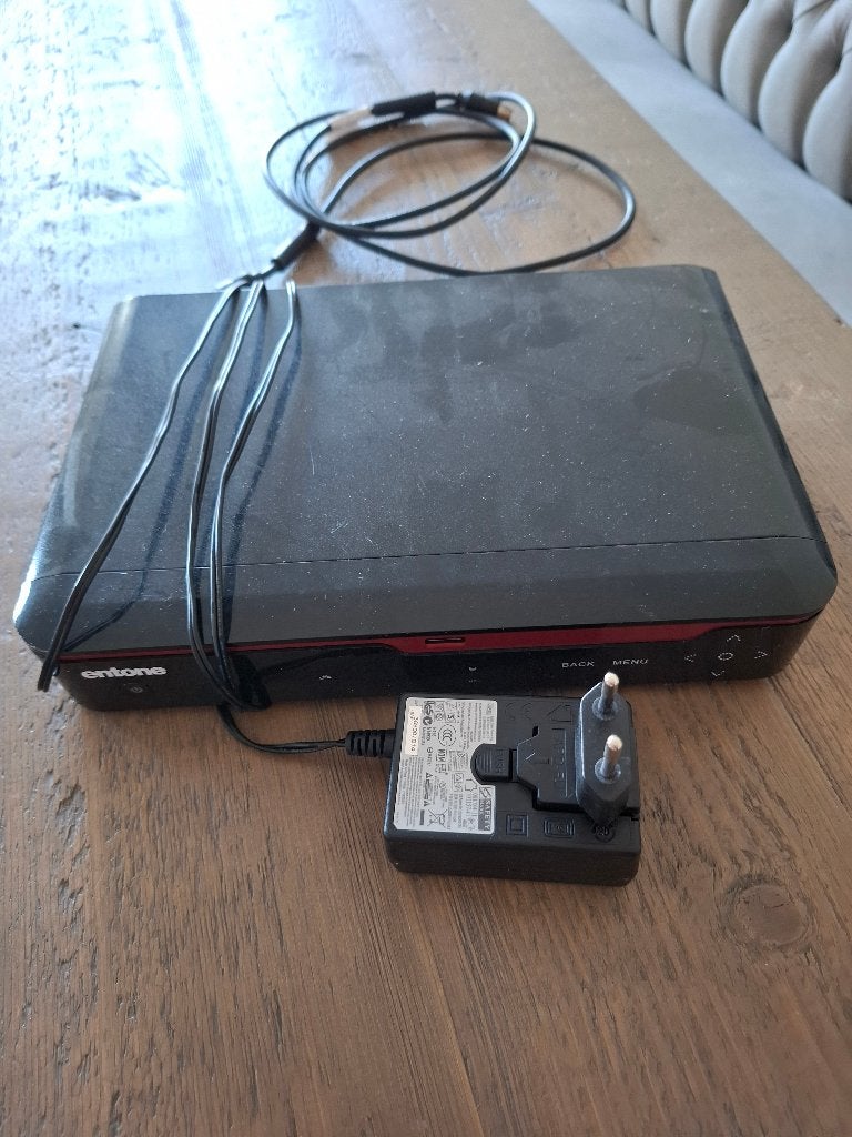 Entone Amulet 400 IPTV TV-ontvanger met adapter, Ophalen of Verzenden, Gebruikt