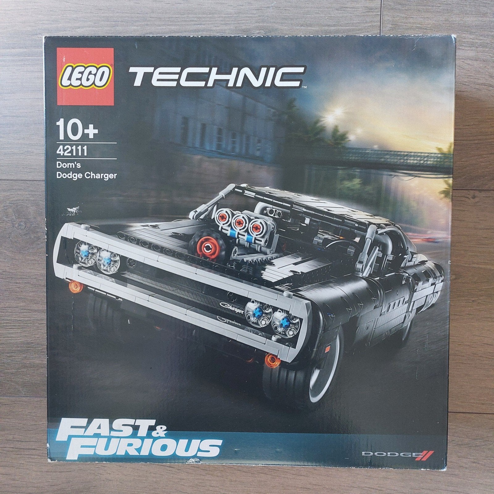 LEGO Technic Fast and Furious Dom's Dodge Charger 42111