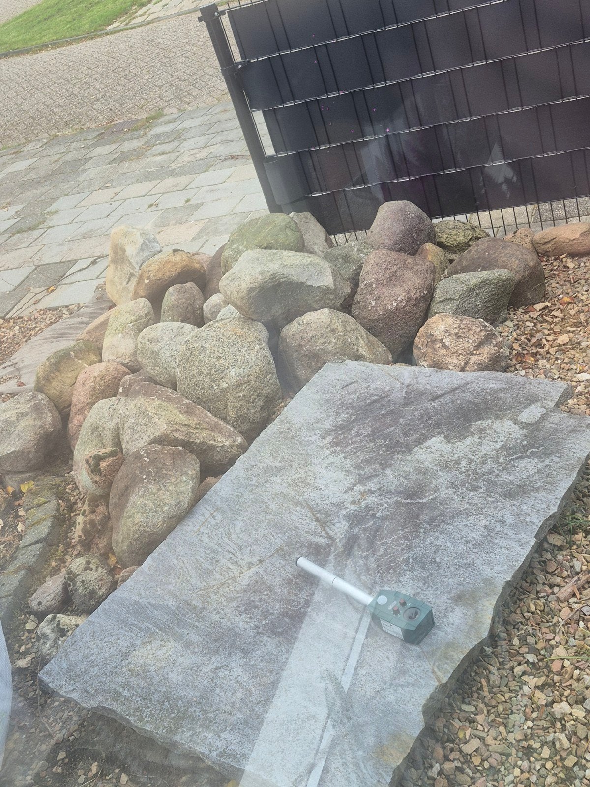Diverse natuurstenen en grote platte steen, Overige materialen, Gebruikt, Ophalen of Verzenden, Kei