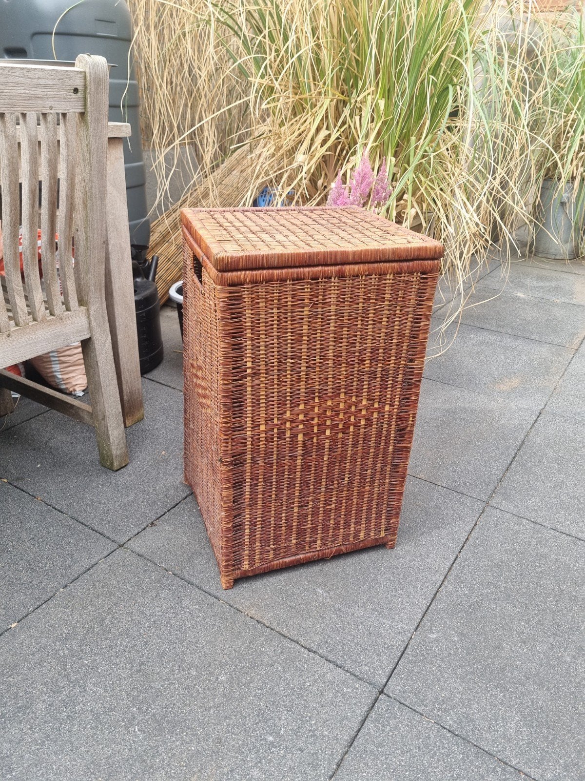Rotan wasmand met deksel, Ophalen, Zo goed als nieuw, 50 tot 100 cm, Minder dan 50 cm