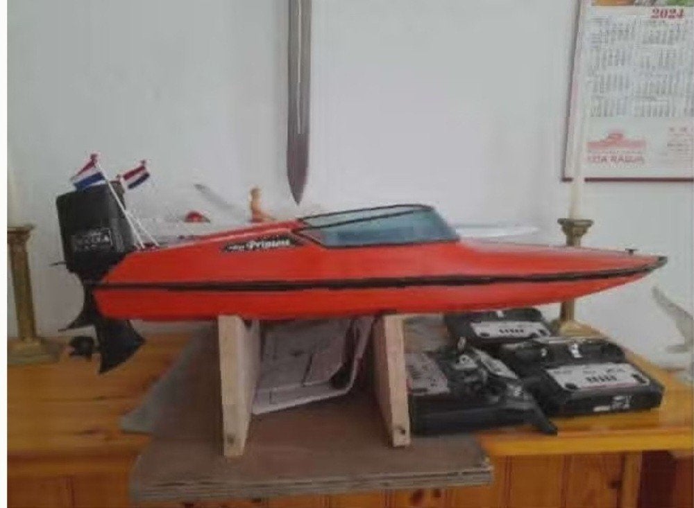 Z.g.a orginele rc  Robbe Princess, Ophalen, Zo goed als nieuw, Groter dan 1:32, Overige merken