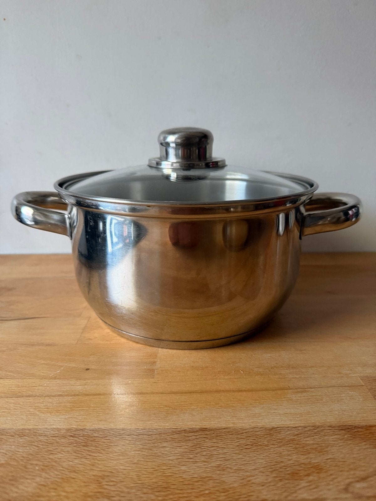 2 pannen van Blokker, incl. deksel, 20 en 17 cm, Met deksel, Pannenset, Ophalen of Verzenden, Zo goed als nieuw