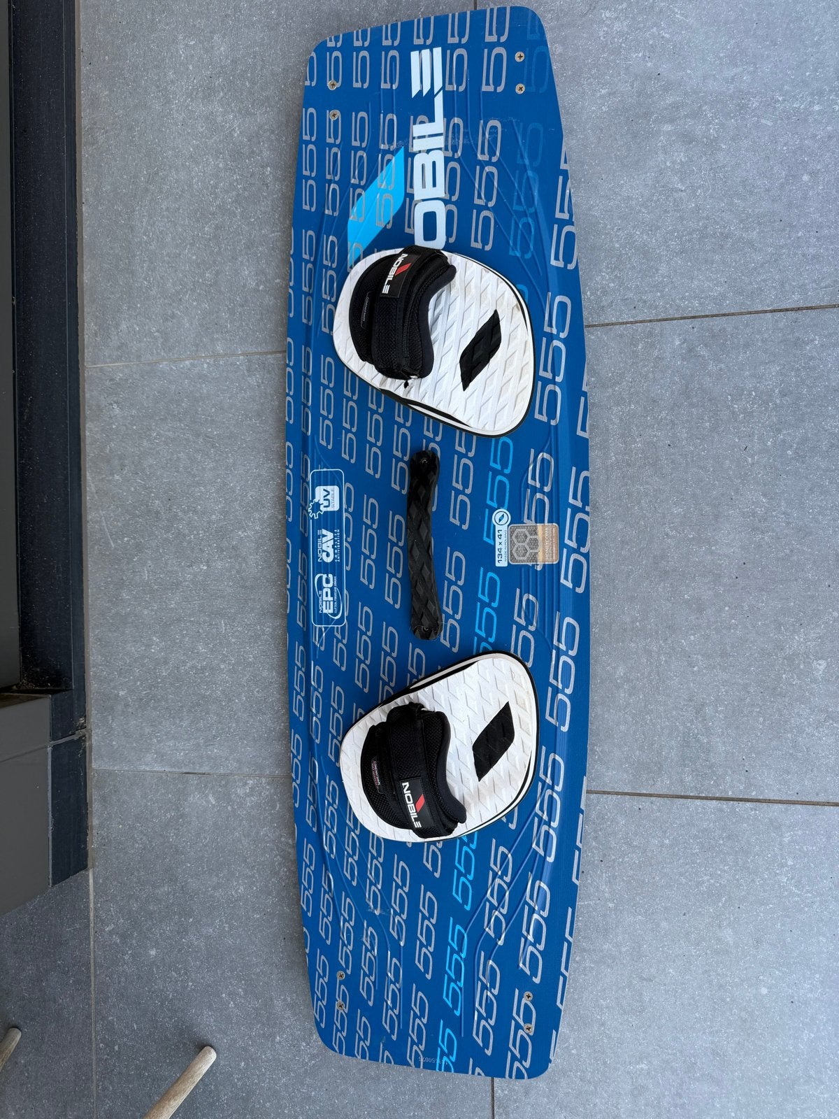 Kiteboard Noble 555 134x41, Twintip, Ophalen, Gebruikt, Kiteboard