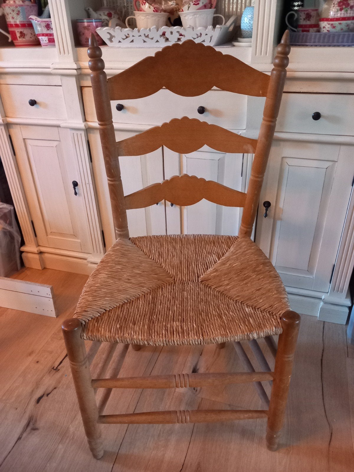 Houten Stoel Met Rieten Zitting, Ophalen, Gebruikt, Bruin, Eén
