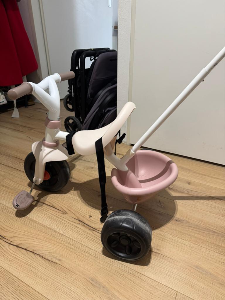 Smoby roze kinder (loop)fiets met stang, Ophalen, Zo goed als nieuw