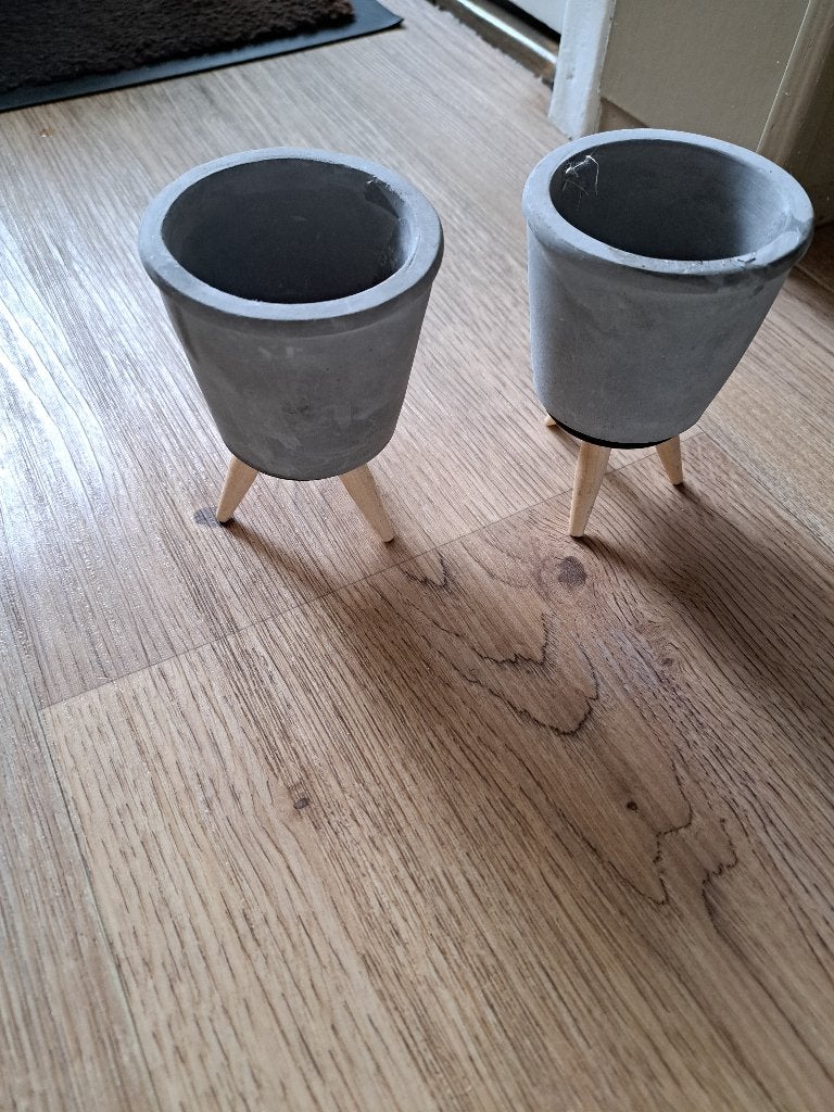 2 leuke mini bloempotjes, Tuin en Terras, Rond, Ophalen of Verzenden, Aardewerk, Minder dan 40 cm