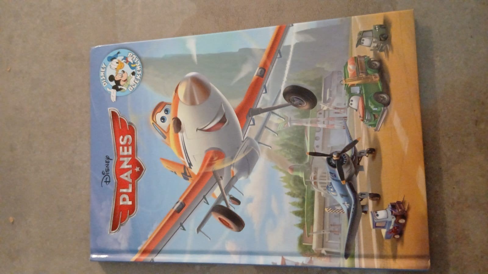 Disney boek Planes z.g.a.n., Ophalen of Verzenden, Zo goed als nieuw, Sprookjes